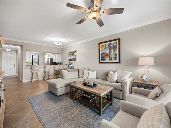 9830 Giaveno CIR #1634, NAPLES, FL 34113