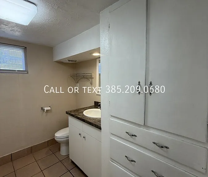 1924 S Columbia Ln — Photo 18