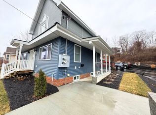 25 6th St, Auburn, ME 04210