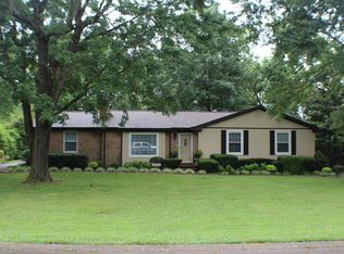 1277 Woodvale Dr, Gallatin, TN 37066