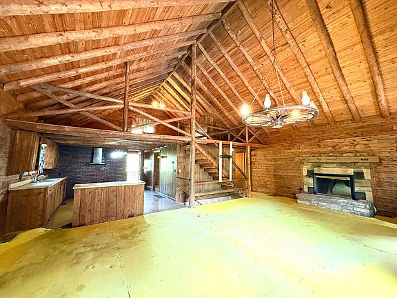4th image of 4965 Shady Rd
