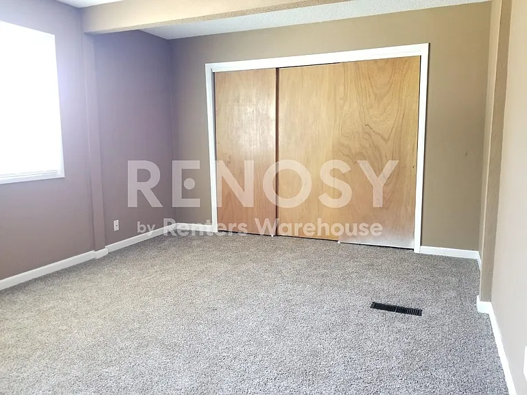 3736 Cypress Ave — Photo 9