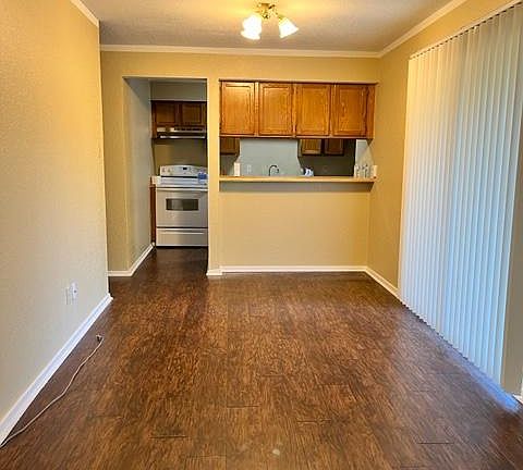 3rd image of 2410 Windy Pine Ln
