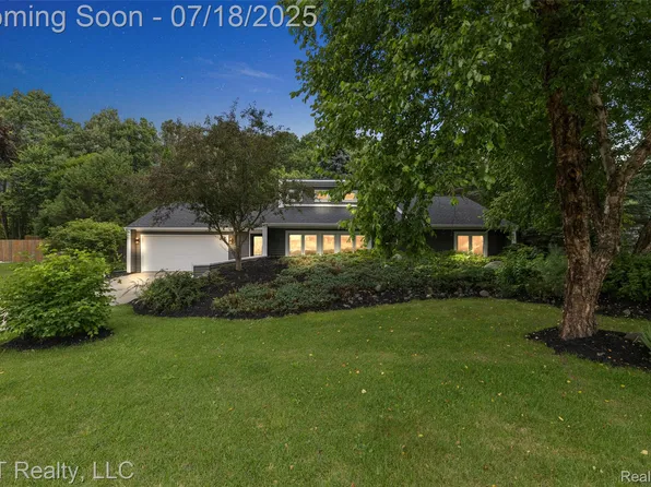 2381 Solarwood Dr, Davison, MI 48423