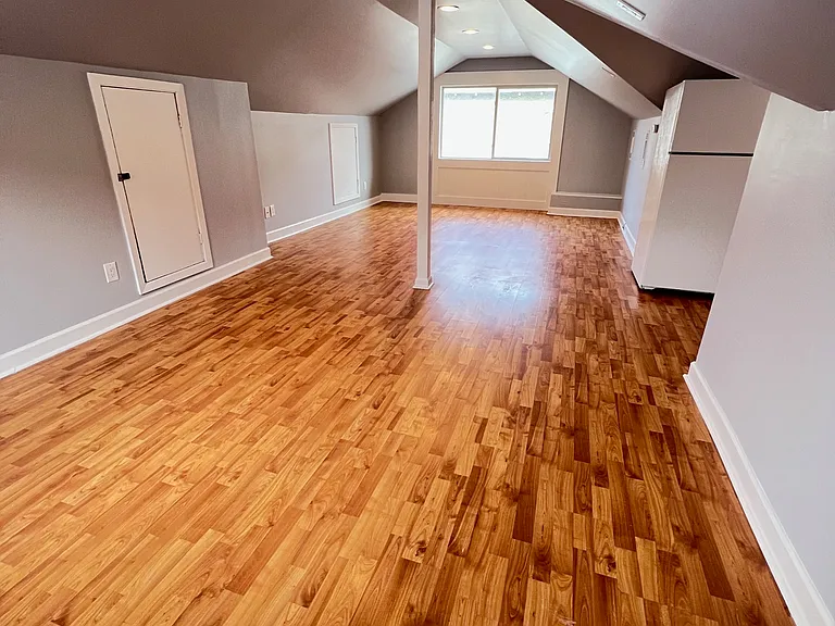 2427 Broadway St #B — Photo 6