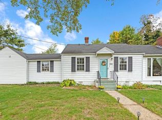 4247 Warren St, Marshall, VA 20115