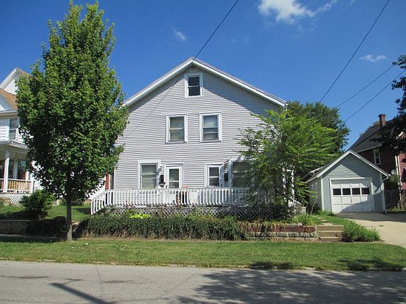 2nd image of 310 W 4th St