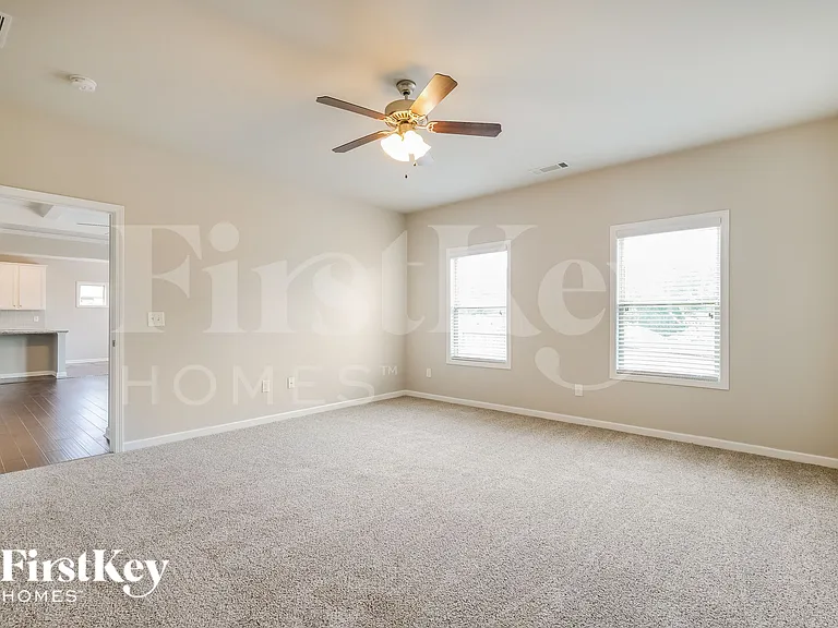 4475 Clubside Dr — Photo 13