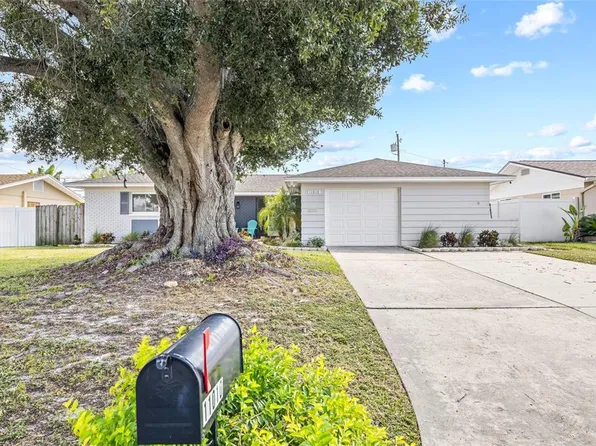 11010 91st Ter, Seminole, FL 33772