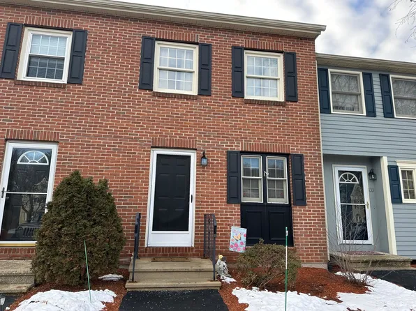 134 Fox Hollow Drive, Hudson, NH 03051