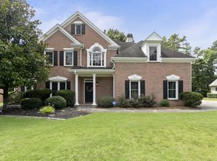 3975 Waterford Dr, Suwanee, GA 30024