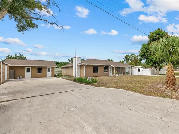 2818 Olympic St, Sarasota, FL 34231