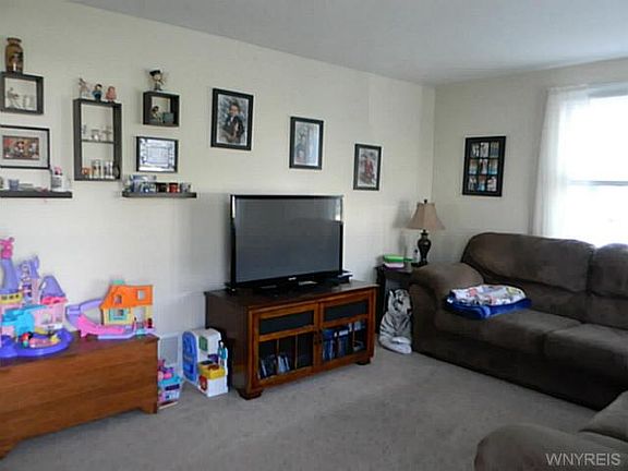 4th image of 113 Gardenvale Dr