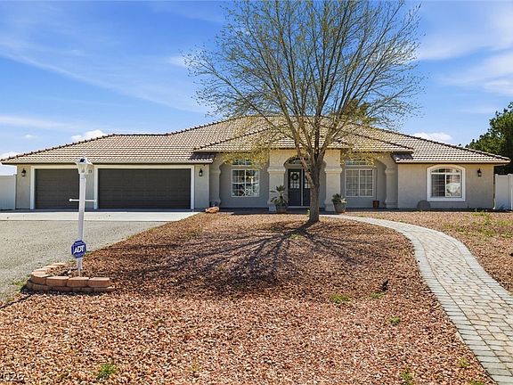 2nd image of 1131 China St