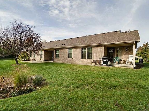 5th image of 79 Micaela Ct