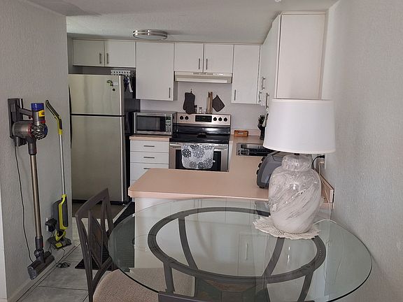 4th image of 1051 Forrest Nelson Blvd APT D-201