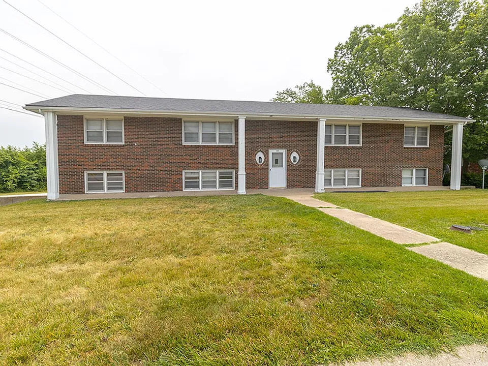 1804 Sylvan Ln