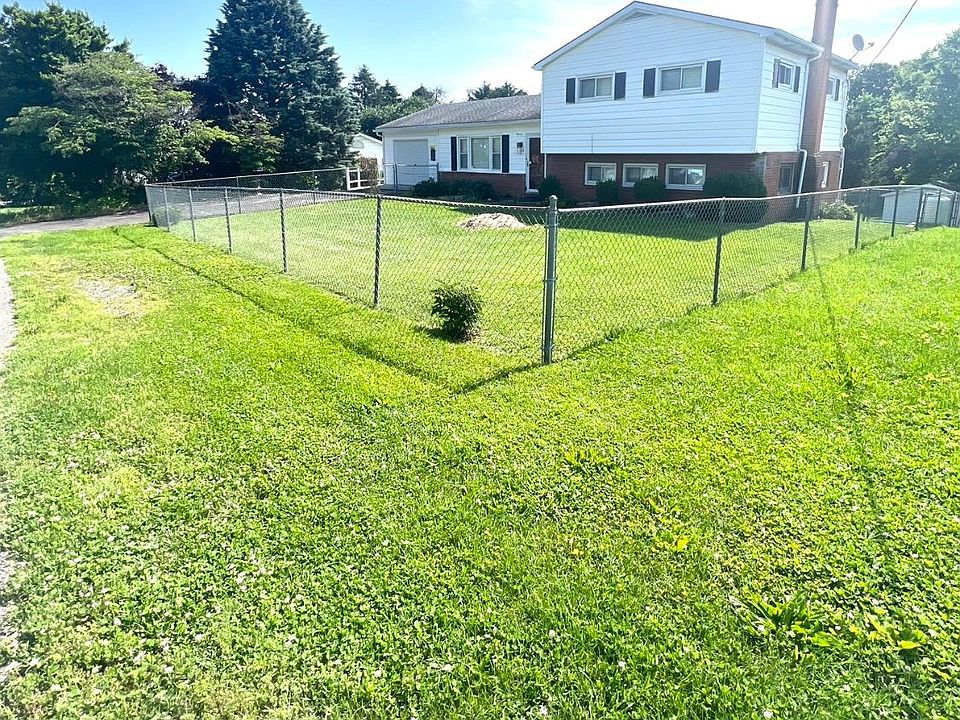 2nd image of 188 Belvedere Dr