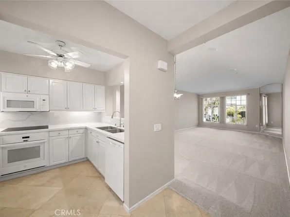 25432 Sea Bluffs Dr Unit 302, Dana Point, CA 92629