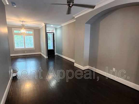 4th image of 4727 Cypress Cmns