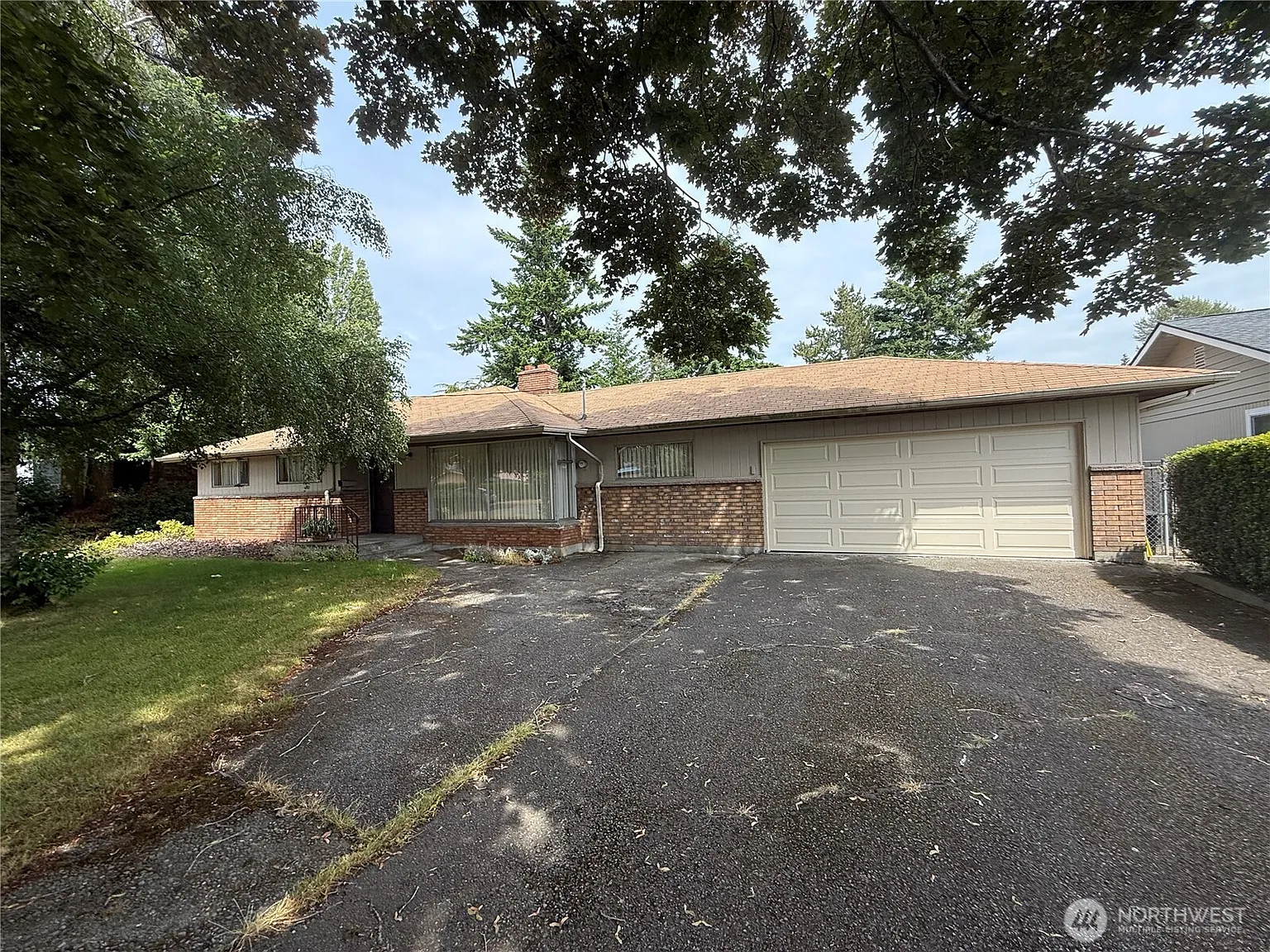 16812 33rd Avenue S photo 1