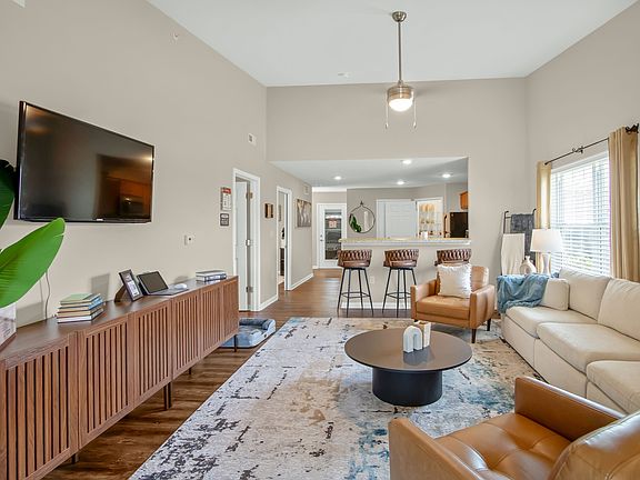 5th image of 2860 Hayward Ave #7151H