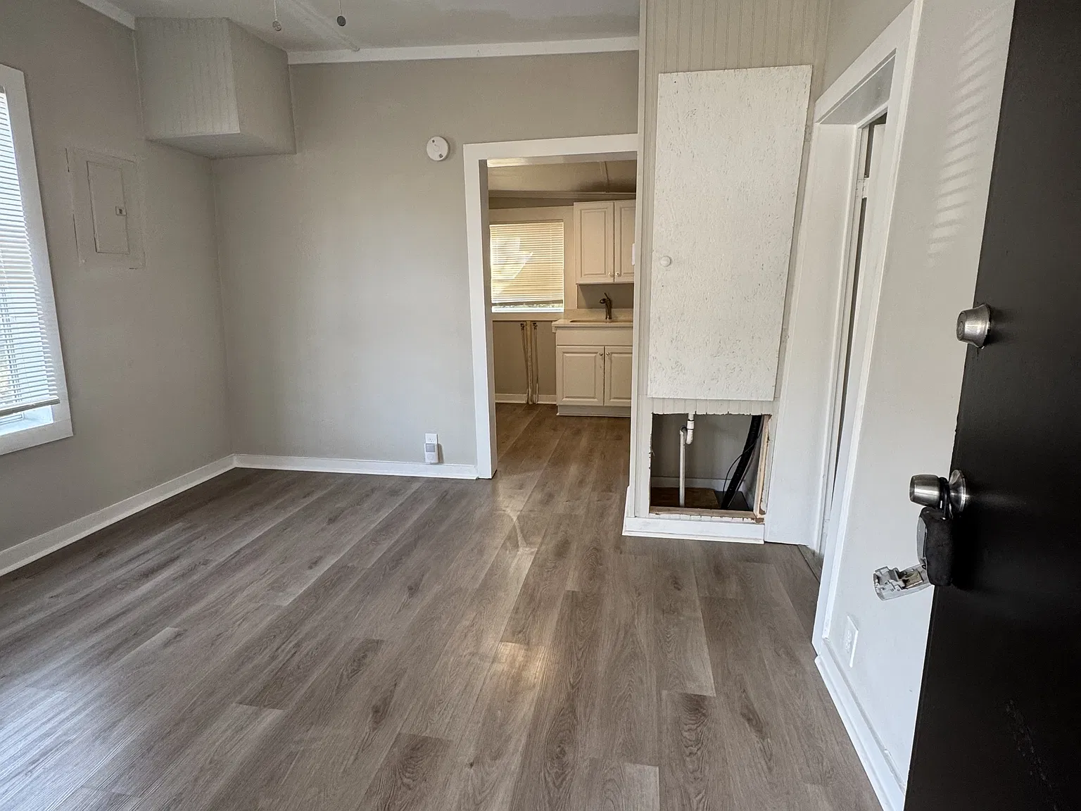 101 Mitchell Avenue - 1 — Photo 2