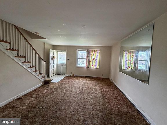 2nd image of 3221 Princeton Ave