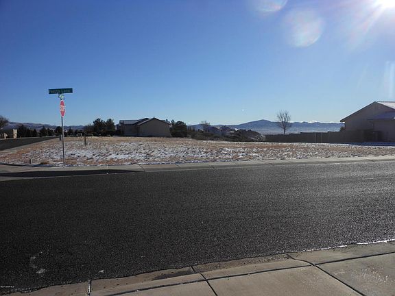 5th image of 1520 N Fiesta Ln