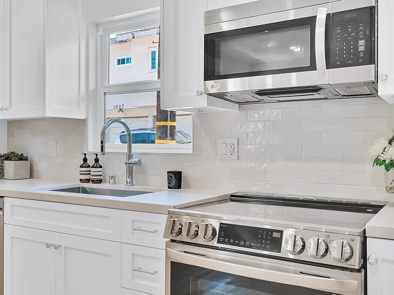 1022 Grant St #F — Photo 13