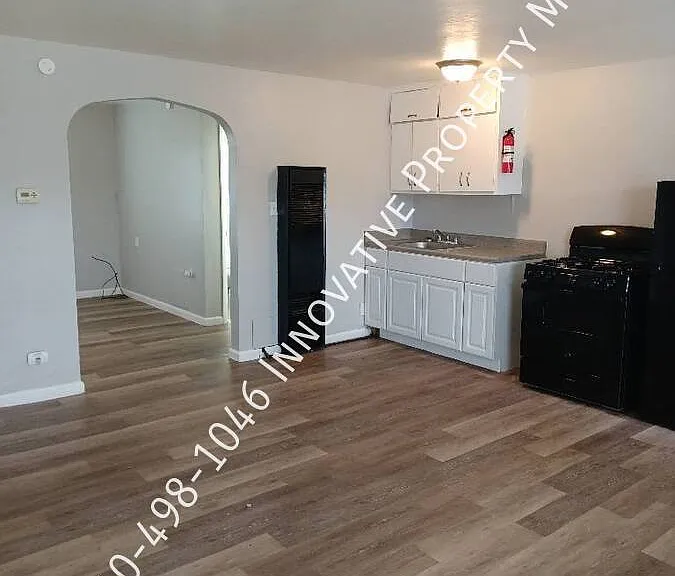 7351 N Dort Hwy #9 — Photo 7