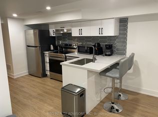 6 Edgewood Gdns #B, Toronto, ON M4L 3H5