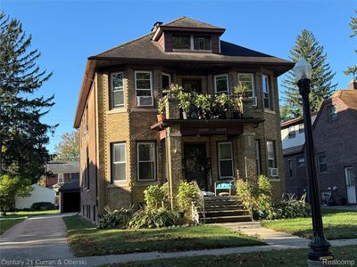 22333 Gregory St, Dearborn, MI, 48124