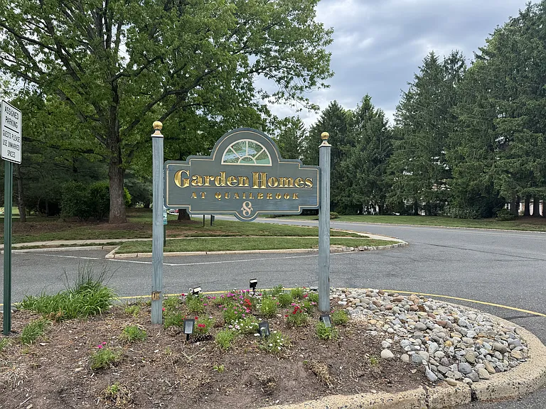 35 Almond Dr — Photo 18