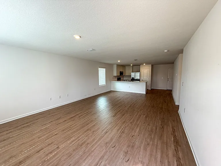 4615 Carlstrom Ln — Photo 5