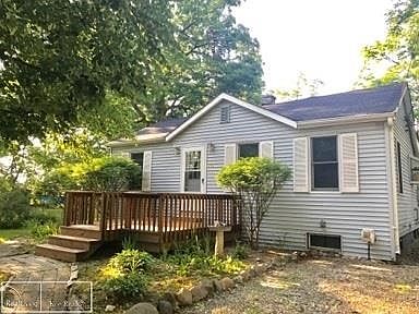 1st image of 2067 Oaknoll St