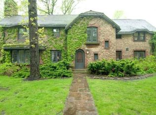 978 Euclid Ave, Winnetka, IL 60093