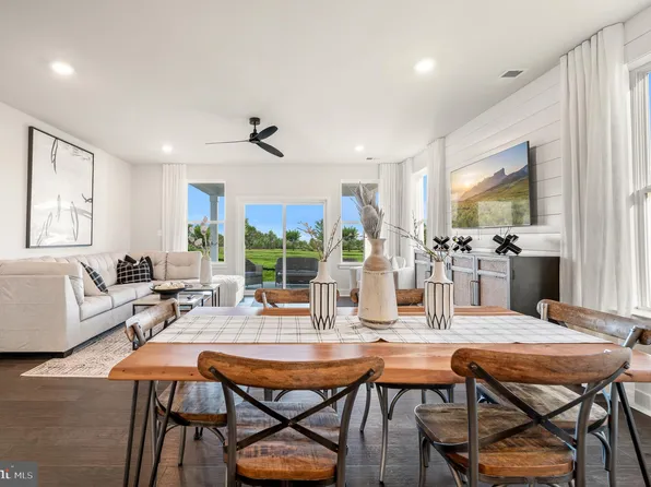 120 Berks Rd, Smyrna, DE 19977