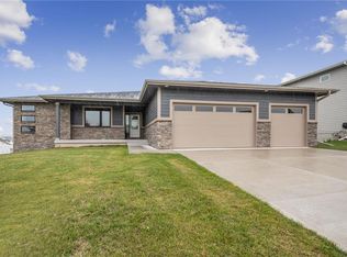 5255 Katelyn Ave, Van Meter, IA 50261