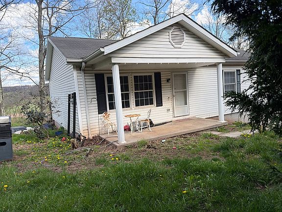 3rd image of 1296 Pocahontas Rd