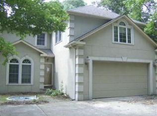 1106 Gulf Rd, Elyria, OH 44035