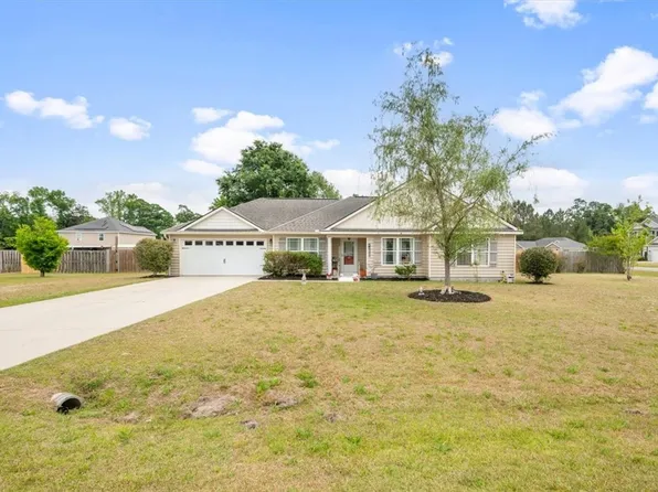 121 Brookfield Dr, Guyton, GA 31312