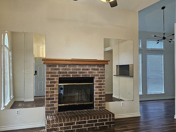 4th image of 801 Running Creek Dr