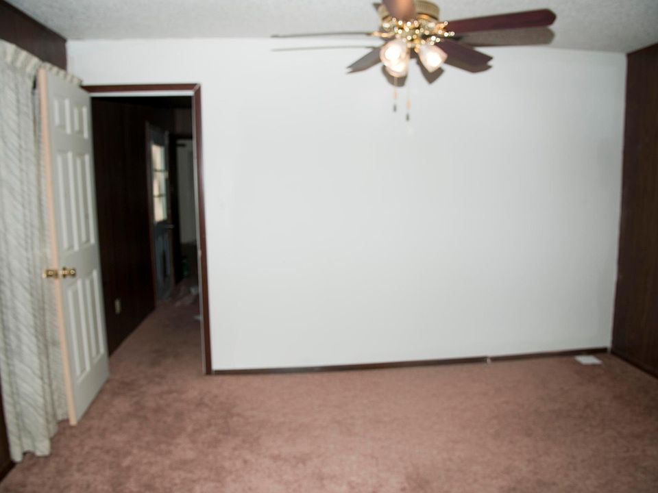 1st image of 1009 Church St