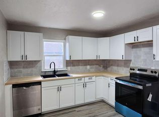 421 Anderson Rd, Colorado Springs, CO 80909