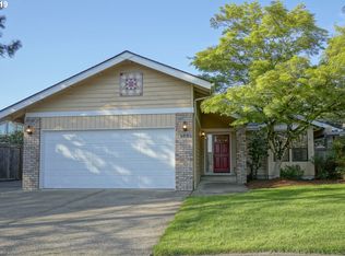1821 Crescent Ave, Eugene, OR 97408