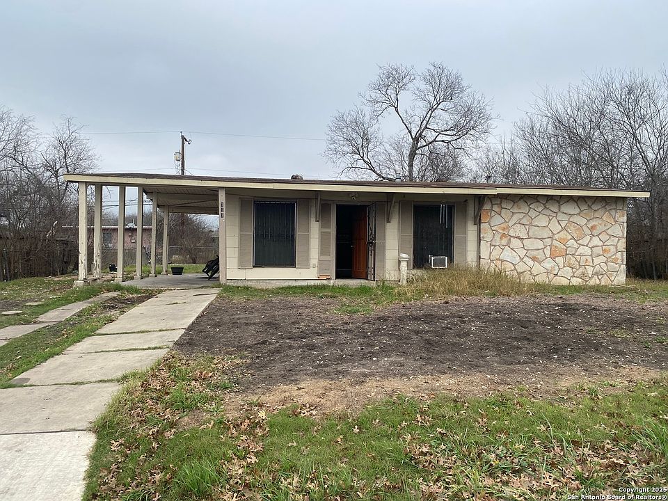 1st image of 123 Flair Dr.