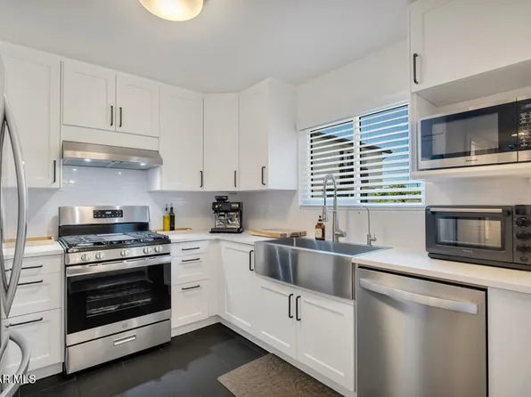 13960 Oxnard St, Van Nuys, CA 91401