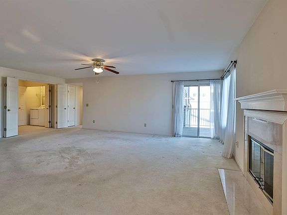 5th image of 1522 Butler Ct APT 201