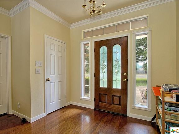 3rd image of 233 Windwood Cir
